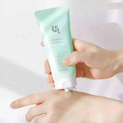 Fresh Green Plum Gesichtsreiniger – Reinigt die Haut gründlich, Frisches Grüner-Pflaumen-Gel für klare und reine Haut