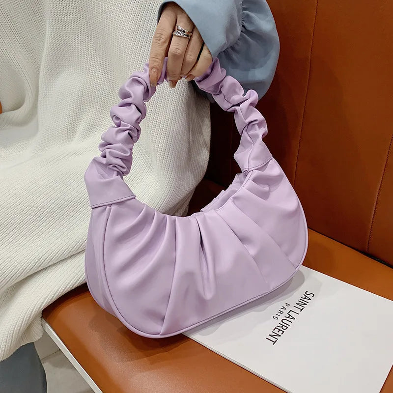 Kleine Damen Handtasche mit gerafftem Griff
