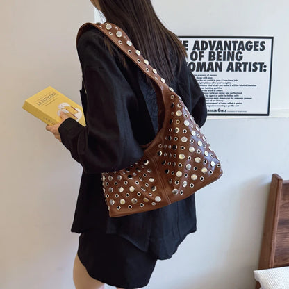 PU-Leder Bucket-Hobo-Tasche mit Nieten für Damen – Neuer Punk-Trend , Modische Schultertasche, Handtasche & Geldbörse