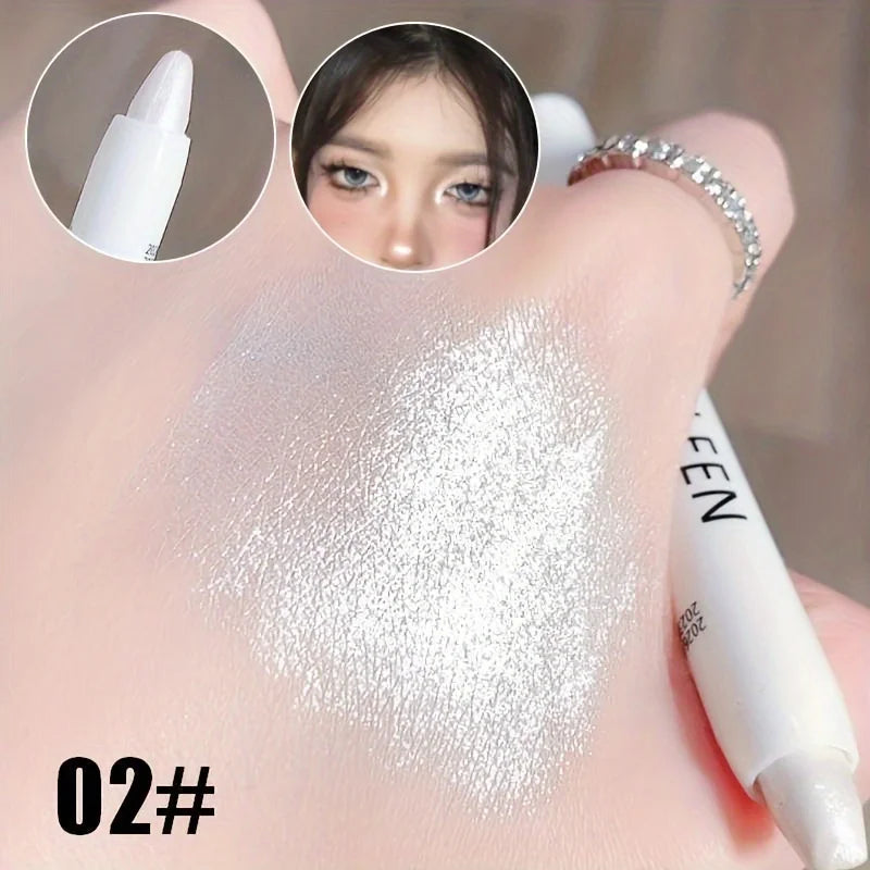 1 Stück Glitzer-Highlighter-Stift, perlmutt-matt in Weiß und Silber, zum Aufhellen. Langanhaltender, glänzender Lidschatten-Stick für strahlendes Augen- und Gesichtsmake-up.