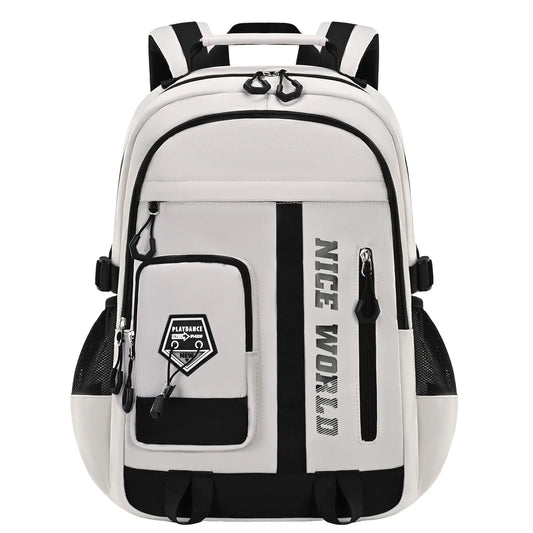 Cooler Schulrucksack für Jugendliche – Groß & mit vielen Fächern
