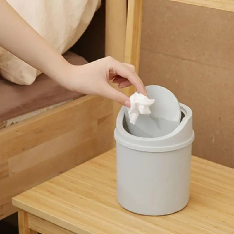 Mini Desktop-Mülleimer mit Deckel – Kleiner Abfalleimer für Schreibtisch, Büro & Schlafzimmer