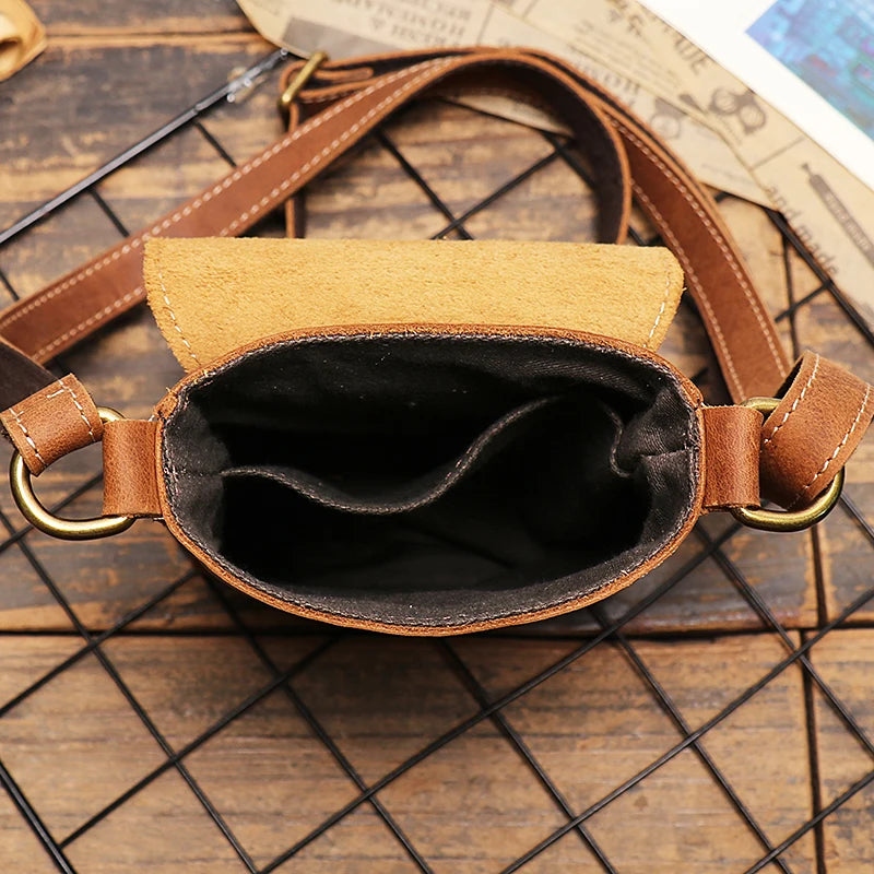 Retro Flip Schwarze Kleine Schultertasche für Herren – Echtleder Sling- und Crossbody-Tasche, Minderheiten-Design, einfache Handytasche für Männer