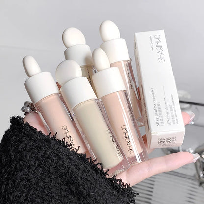 Hydrating Concealer – Kaschiert Augenringe & Glättet Tränensäcke | Langanhaltende, Nicht-klumpende Formel