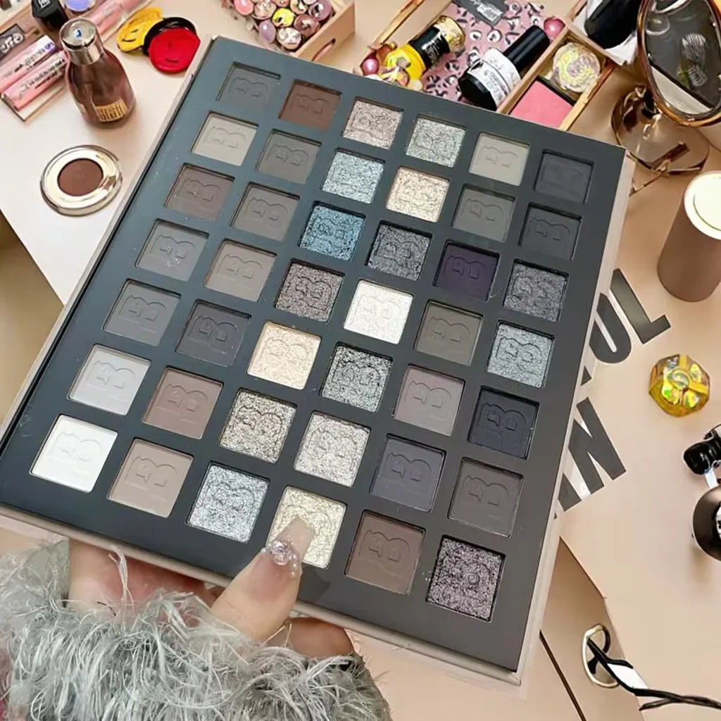 42-Farben Lidschattenpalette – Matte & Schimmer – Punk Smoky, Zementgrau & Dark Edition für Gothic- und Europäische Make-up-Looks