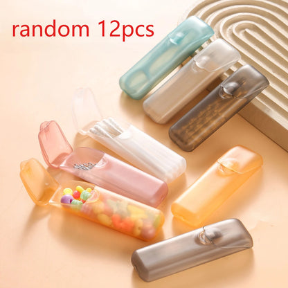 12 Stück tragbare Zahnstocherbox / Pillendose – Mini Kunststoffbehälter für Reisen, Tabletten, Zahnseide & Vitamine